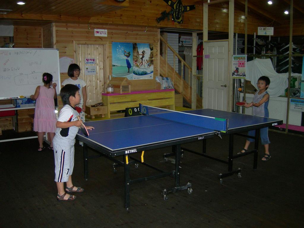 פיאונגצ'אנג White Cabin מראה חיצוני תמונה