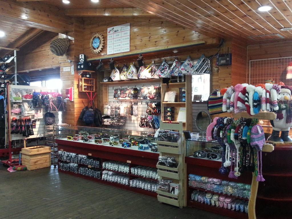 פיאונגצ'אנג White Cabin מראה חיצוני תמונה