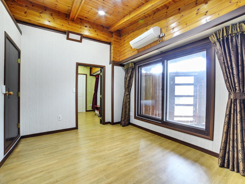 פיאונגצ'אנג White Cabin מראה חיצוני תמונה