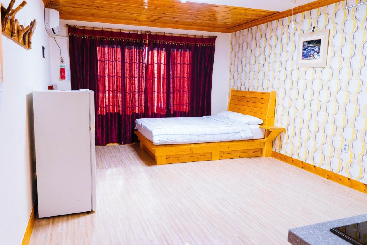 פיאונגצ'אנג White Cabin מראה חיצוני תמונה
