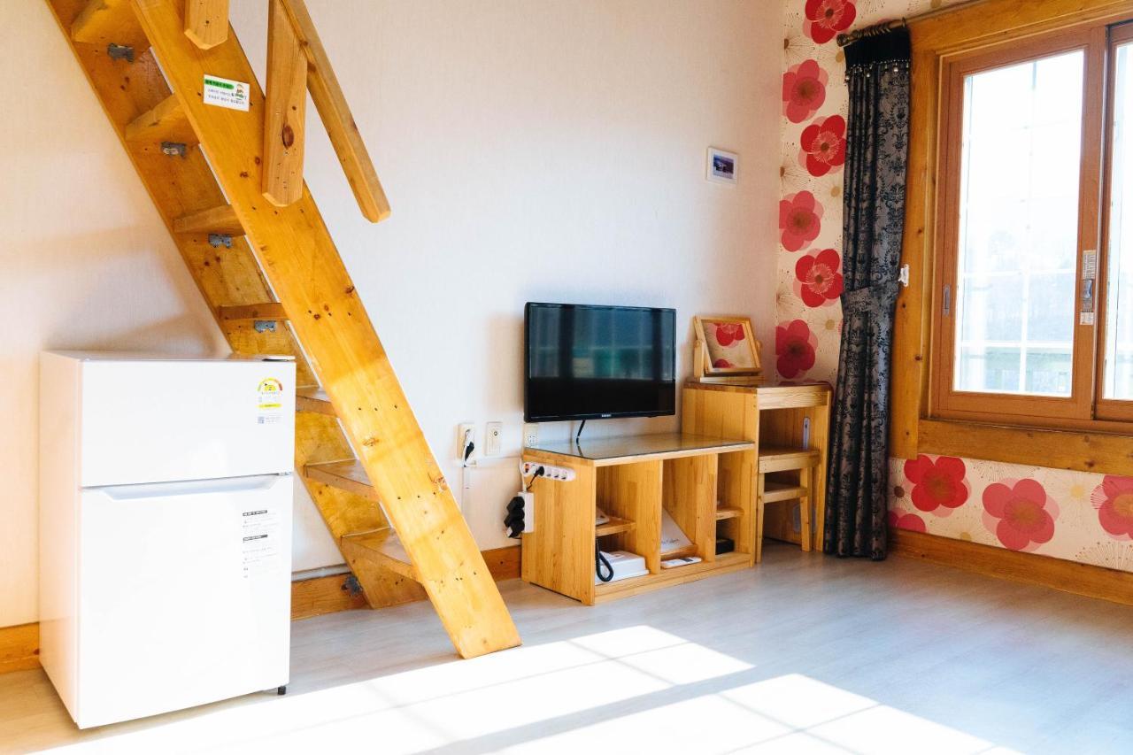 פיאונגצ'אנג White Cabin מראה חיצוני תמונה